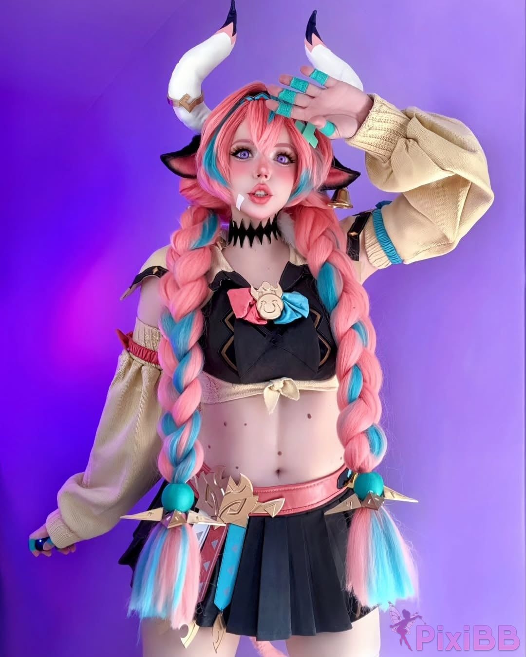 Alexy Sky   Varesa PixiBB.COM